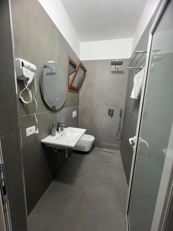 Villa Rreze Dielli Vlorë Exterior foto
